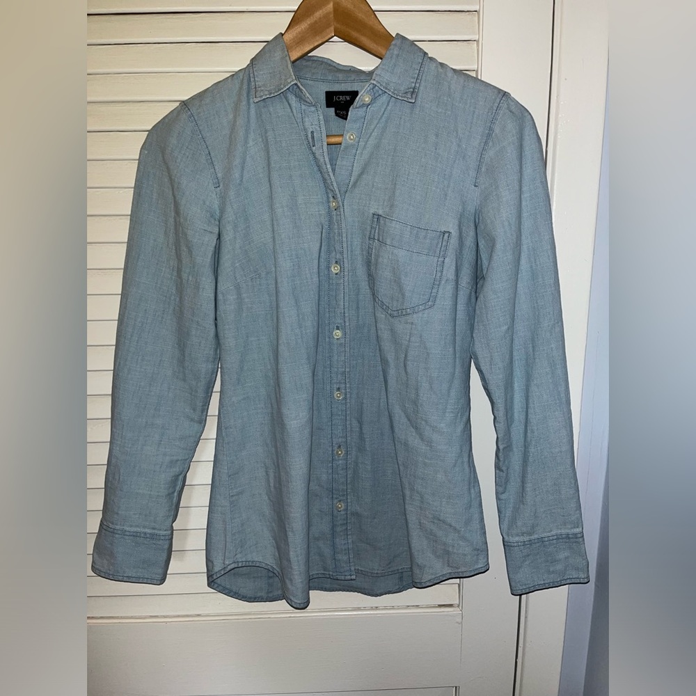 J Crew Chambray Button Up Shirt Petite